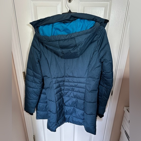 Champion Women's Teal Puffer Jacket - Picture 4 of 4